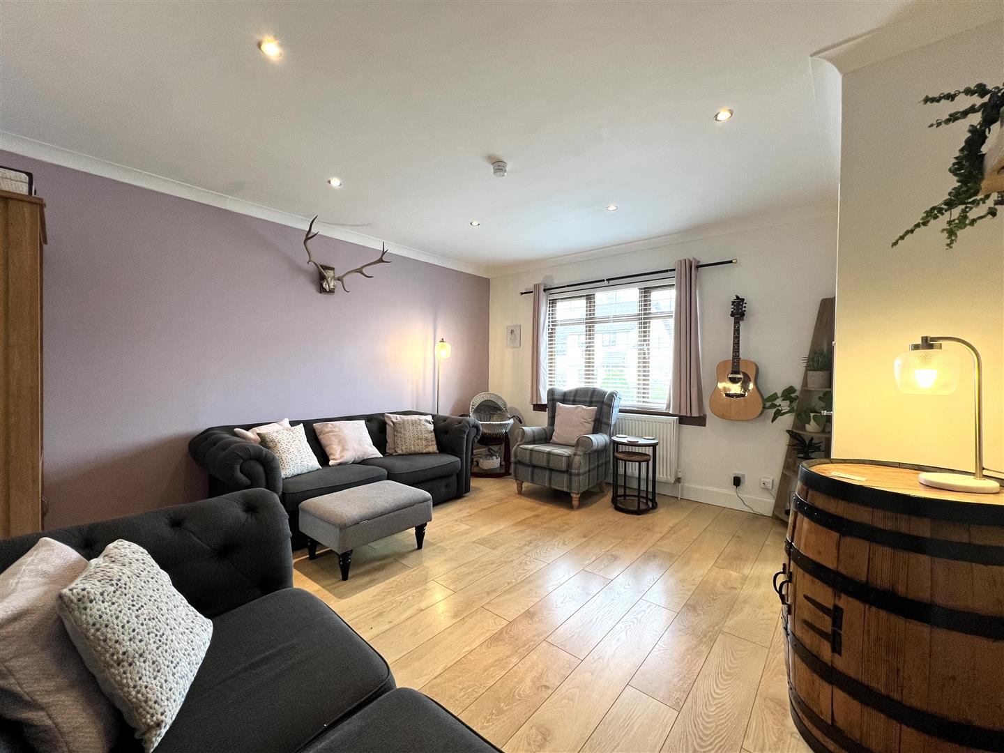 Southend Drive, Strathaven Residence Estate Agents